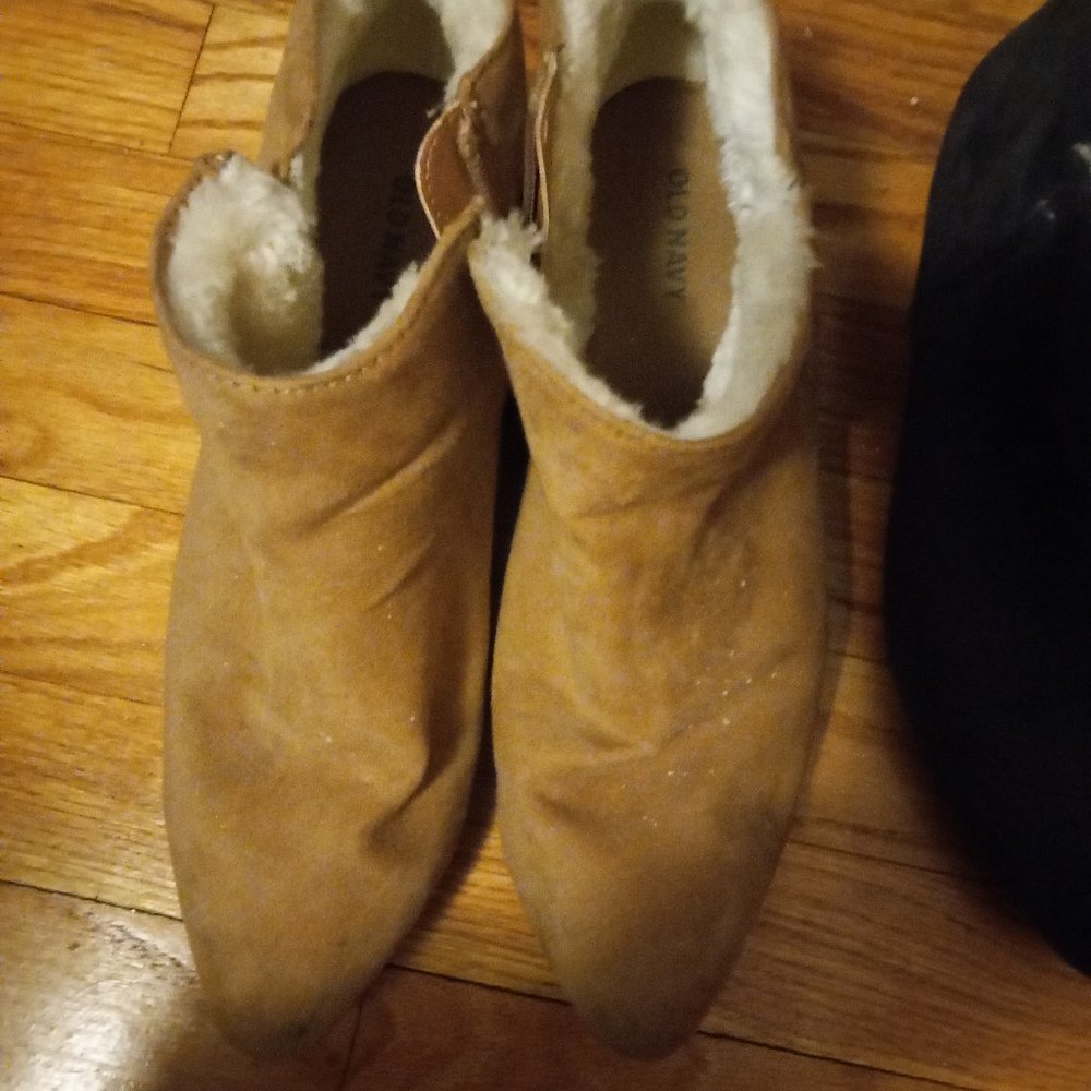 Old navy boots